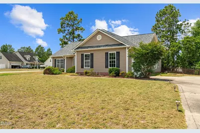 11 Sawtooth Oak Circle, Bunnlevel, NC 28323 - Photo 2