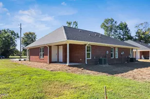 597 Pendergraft Rd, Bunnlevel, NC 28323 - Photo 18