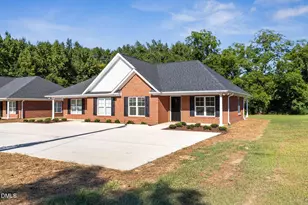 597 Pendergraft Rd, Bunnlevel, NC 28323 - Photo 2