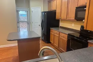 705 Keystone Park Dr, Morrisville, NC 27560 - Photo 4