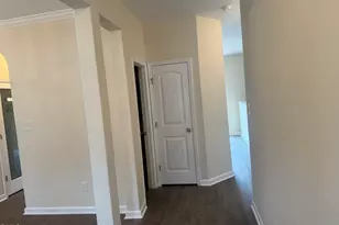 4050 Laurel Glen Dr, Raleigh, NC 27610 - Photo 4