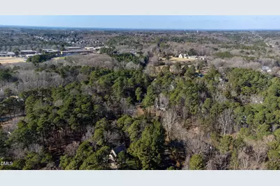 8121 Brookwood Court, Raleigh, NC 27613 - Photo 38