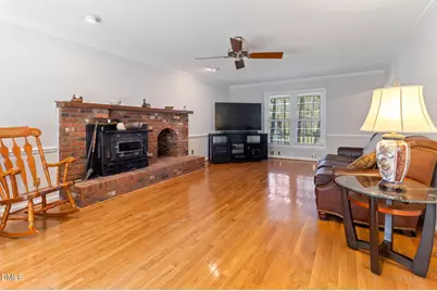 8121 Brookwood Court, Raleigh, NC 27613 - Photo 10