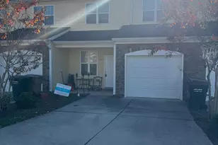 136 Sunnyview Ln, Clayton, NC 27520 - Photo 2