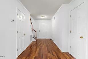 129 Kellerhis Dr, Apex, NC 27502 - Photo 4