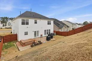 5135 Primland Ln, Raleigh, NC 27610 - Photo 6