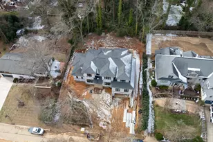 3521 Brook Dr, Raleigh, NC 27609 - Photo 6