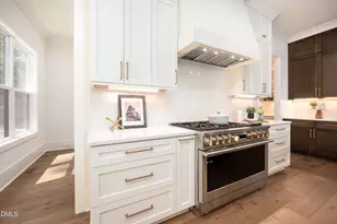 3521 Brook Dr, Raleigh, NC 27609 - Photo 12