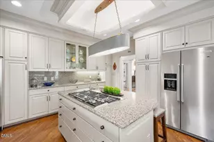 512 Hertford St, Raleigh, NC 27609 - Photo 14
