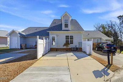 215 W Moss Creek Drive, Clayton, NC 27520 - Photo 6