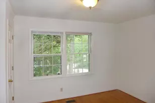 321 Glendale Dr, Chapel Hill, NC 27514 - Photo 10