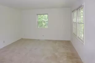 321 Glendale Dr, Chapel Hill, NC 27514 - Photo 2