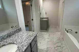 199 Busterfield Ct, Benson, NC 27504 - Photo 12