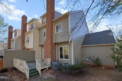 124 Rosewall Lane, Cary, NC 27511 - Photo 8