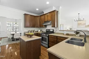 105 Bayless Ridge Ct, Morrisville, NC 27560 - Photo 14