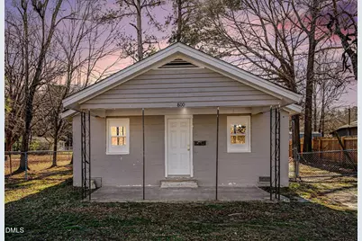 800 E Lizzie Street, Selma, NC 27576 - Photo 2