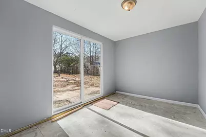 800 E Lizzie Street, Selma, NC 27576 - Photo 8