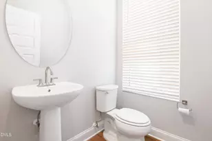 1247 Shaw View Aly, Raleigh, NC 27601 - Photo 24