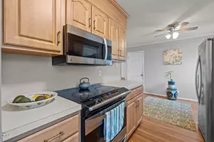 1310 Bramble Dr, Durham, NC 27712 - Photo 14