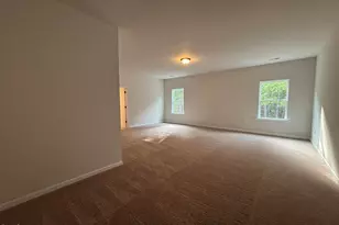 1652 Elk Run Dr, Fayetteville, NC 28312 - Photo 18