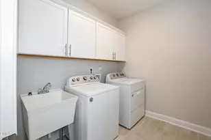 2211 Montebell View Dr, Fuquay-Varina, NC 27526 - Photo 36