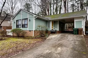 805 Castalia Dr, Cary, NC 27513 - Photo 2