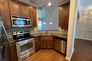 10117 Falls Meadow Ct, Raleigh, NC 27617 - Photo 12