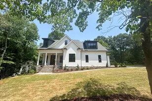 5308 Parkwood Dr, Raleigh, NC 27612 - Photo 2