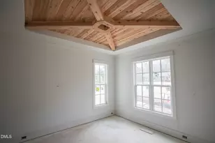 5308 Parkwood Dr, Raleigh, NC 27612 - Photo 8