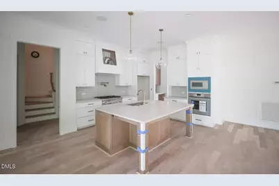 5308 Parkwood Drive, Raleigh, NC 27612 - Photo 6