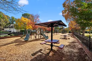 10204 River Bank Dr, Raleigh, NC 27614 - Photo 28