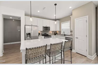 94 Omaha Way, Clayton, NC 27520 - Photo 4