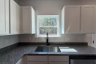 1660 Elk Run Dr, Fayetteville, NC 28312 - Photo 10