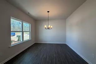 1660 Elk Run Dr, Fayetteville, NC 28312 - Photo 6