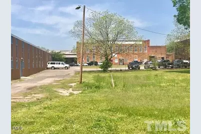 209 Broad Street, Oxford, NC 27565 - Photo 18