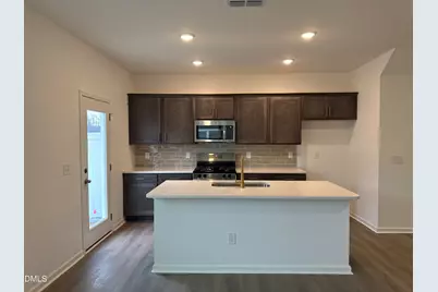 206 Flagstone Way, Wilsons Mills, NC 27520 - Photo 2