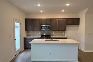 206 Flagstone Wy, Wilsons Mills, NC 27520 - Photo 2