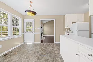 307 Laurel Ridge Dr, Clayton, NC 27520 - Photo 8