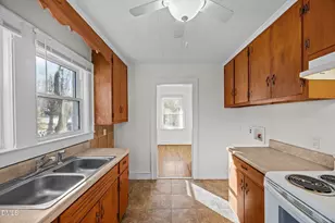 311 W Gilbreath St, Graham, NC 27253 - Photo 14