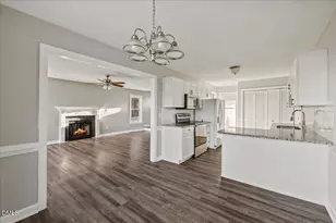 407 Aqua Marine Ln, Knightdale, NC 27545 - Photo 10