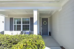 202 Sea Foam Dr, Raleigh, NC 27610 - Photo 2