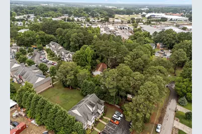 158 Pineland Circle, Raleigh, NC 27606 - Photo 28