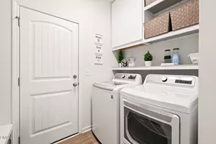 1121 Garrow Dr, Holly Springs, NC 27540 - Photo 26