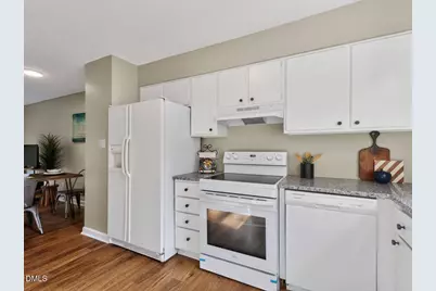 113 Weatherstone Drive #Unit B, Chapel Hill, NC 27514 - Photo 4