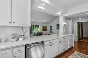 2427 Glenwood Ave, Raleigh, NC 27608 - Photo 14