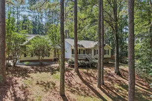 2004 Spring Valley Dr, Clayton, NC 27520 - Photo 2