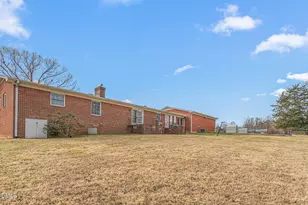 209 E Dillard St, Mebane, NC 27302 - Photo 32