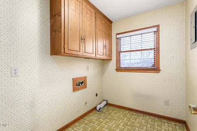 209 E Dillard Street, Mebane, NC 27302 - Photo 10