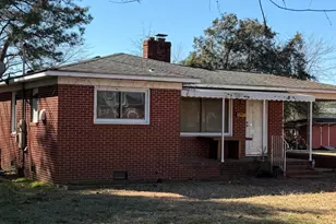 404 Forbes Dr, Smithfield, NC 27577 - Photo 2