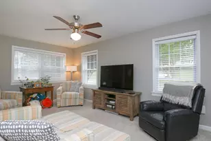 4902 Lakemont Dr, Raleigh, NC 27609 - Photo 4